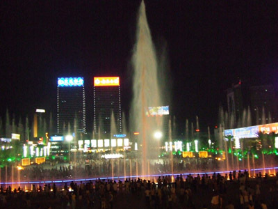 南昌八一廣場與八一起義紀念碑 歷史與榮光的見證